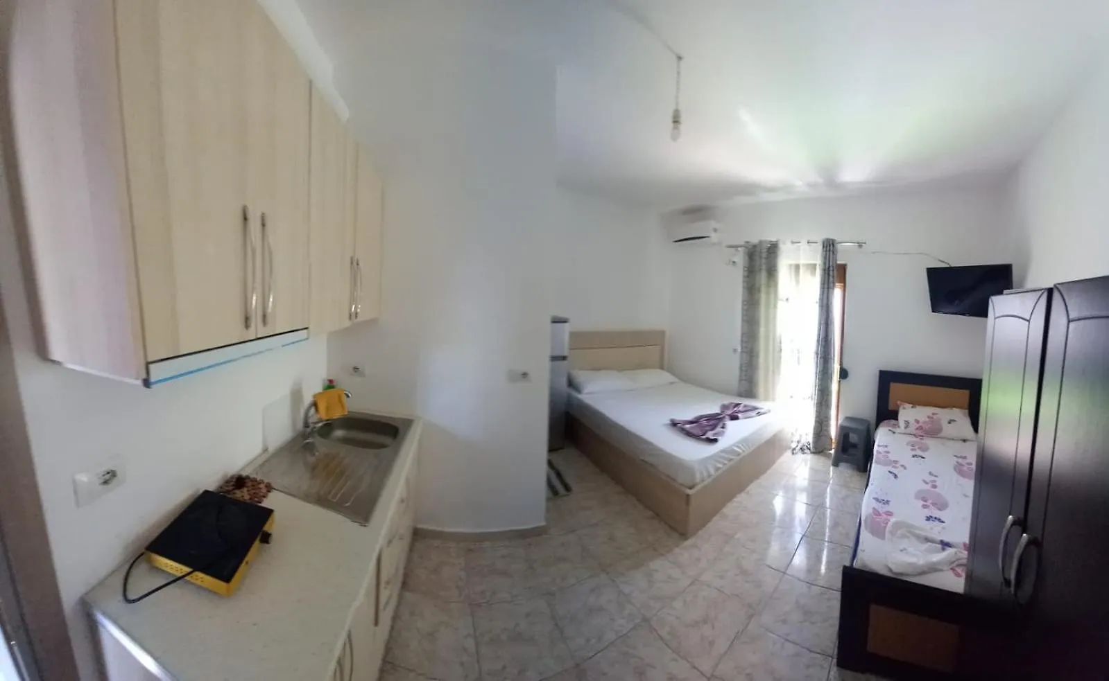 Ajla Apartment Ksamil