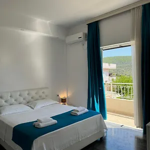3* Guest house August